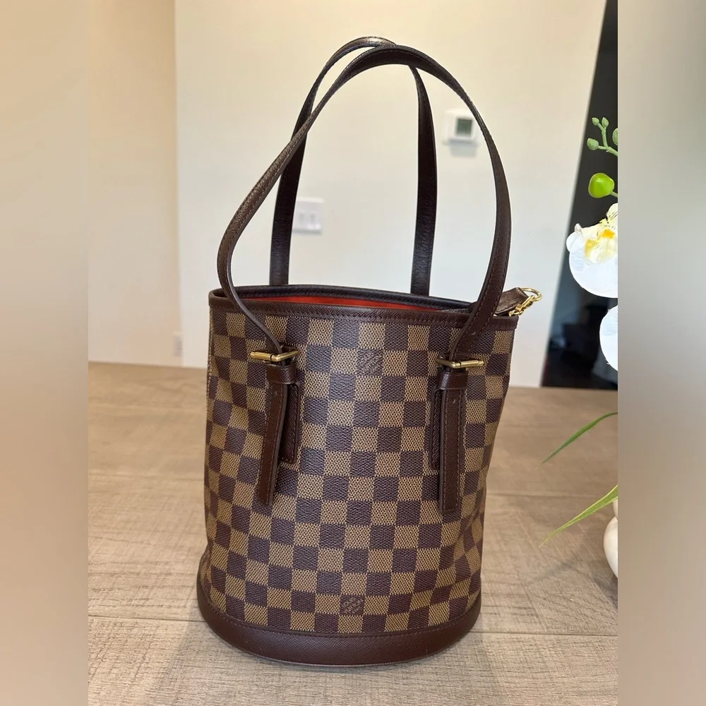 Louis Vuitton Damier Ebene Marais Bucket Bag PM - Picture 12 of 15
